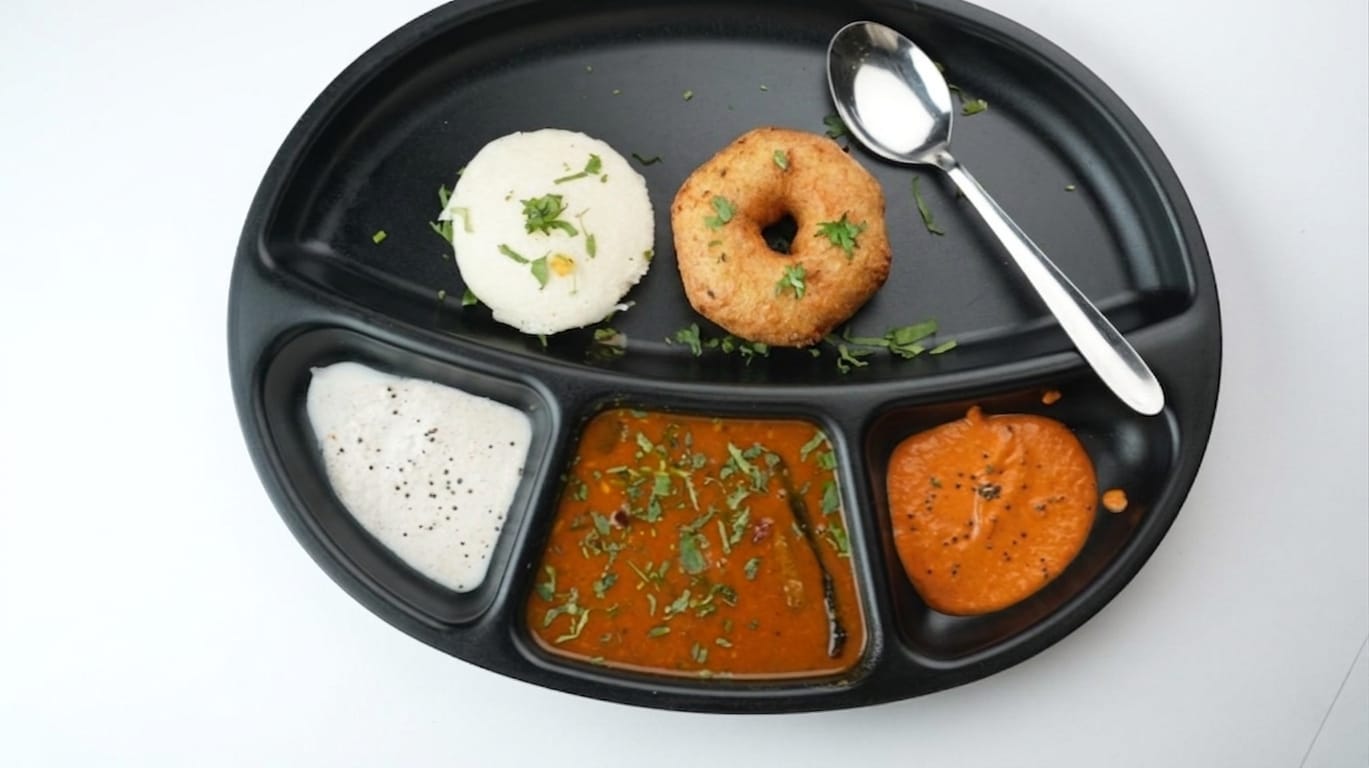 Idli 1 Vada 1 Sambhar